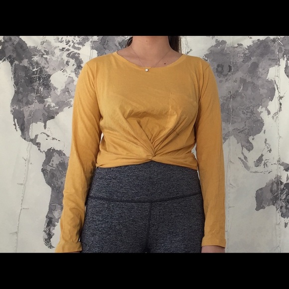 Mustard cropped long sleeve - Picture 2 of 4